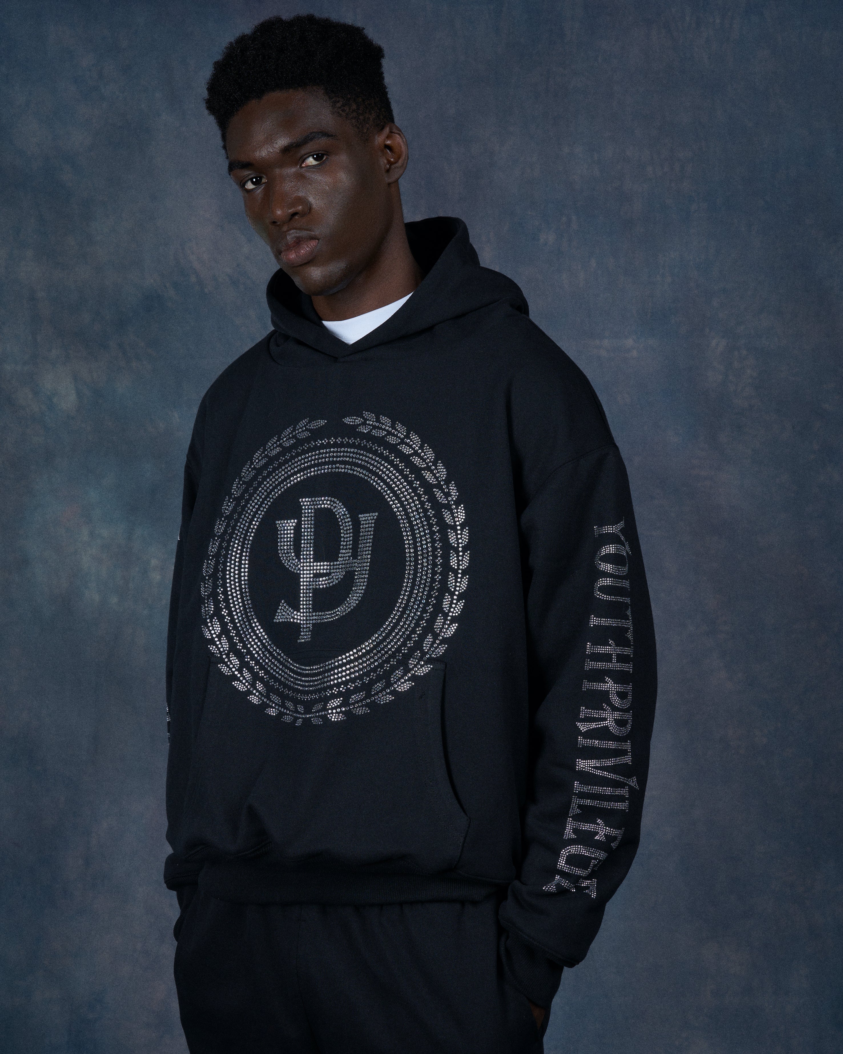 YP LOOOKBOOK0371