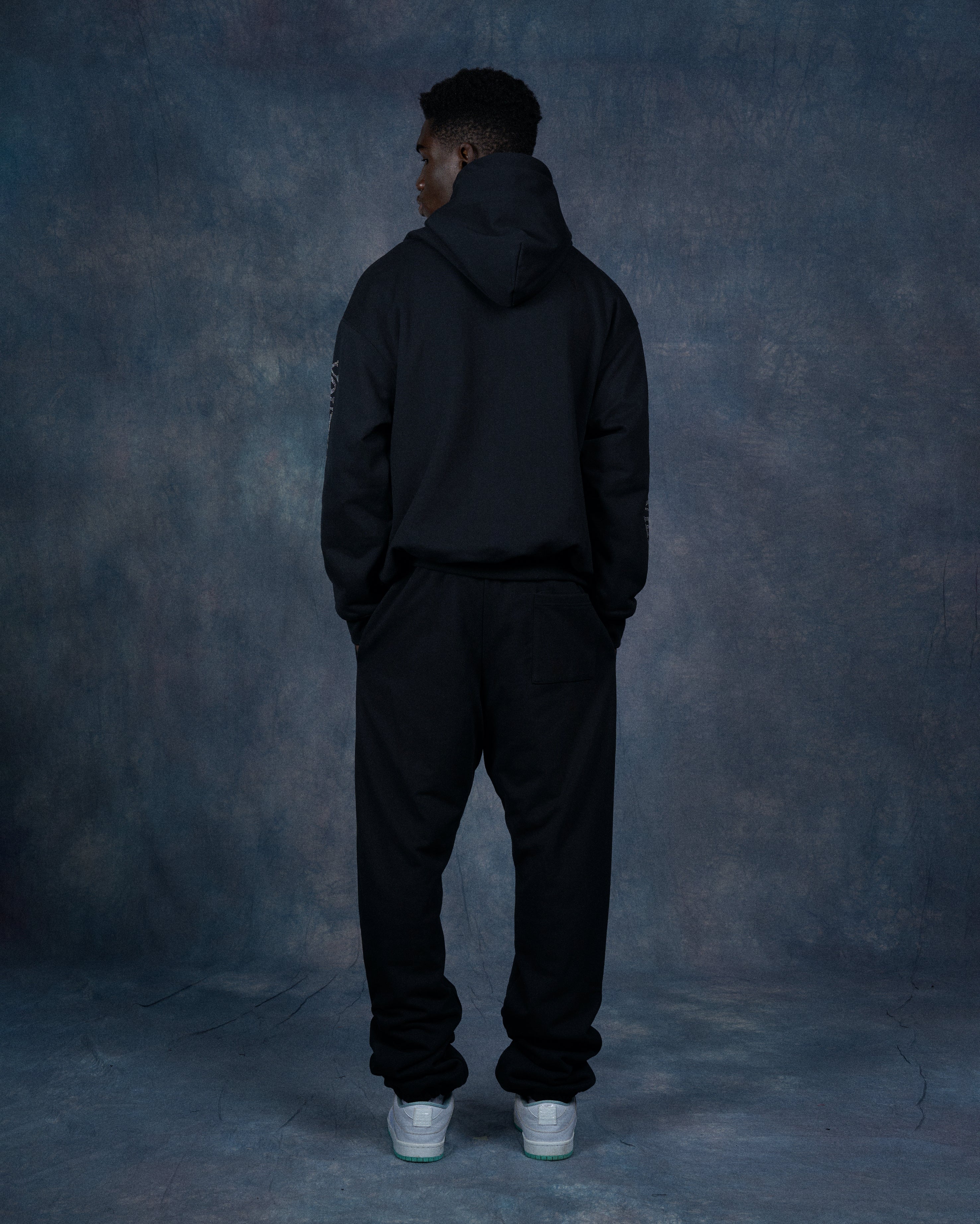 YP LOOOKBOOK0374